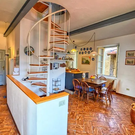 Acqua Vista Apartment