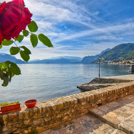 Acqua Vista Apartment Rezzonico