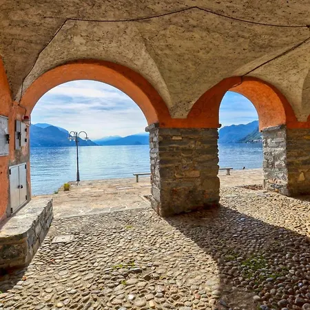 Acqua Vista Διαμέρισμα Rezzonico